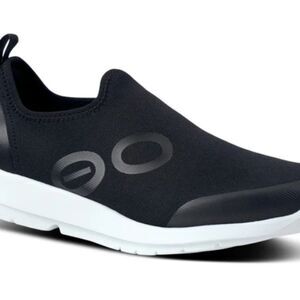 OOFOS OOMG Sport Low Shoe- White/Black